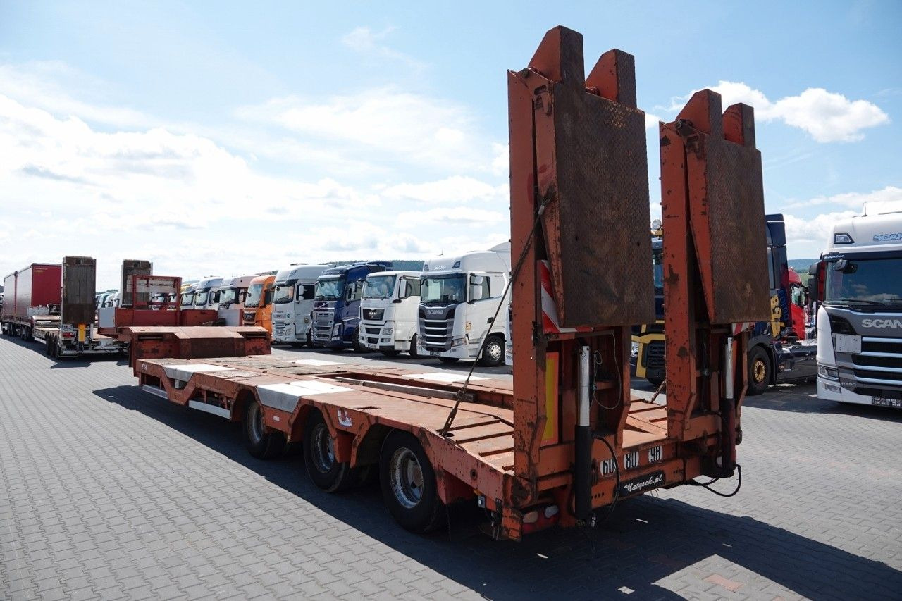 TRAX / NACZEPA LAWETA / NISKOPODWOZIE / NAJAZDY - Low loader semi-trailer: picture 3 TRAX / NACZEPA LAWETA / NISKOPODWOZIE / NAJAZDY - Low loader semi-trailer: picture 3