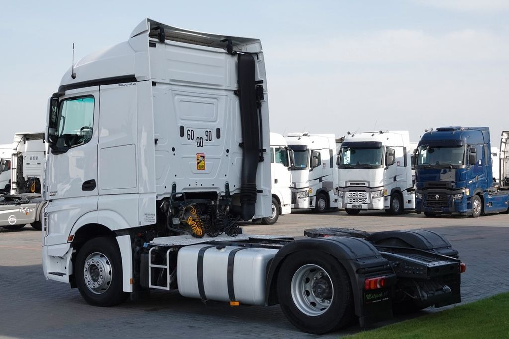 Mercedes-Benz ACTROS 1845 / EURO 5 / EEV / STREAM SPACE - Tractor unit: picture 4 Mercedes-Benz ACTROS 1845 / EURO 5 / EEV / STREAM SPACE - Tractor unit: picture 4
