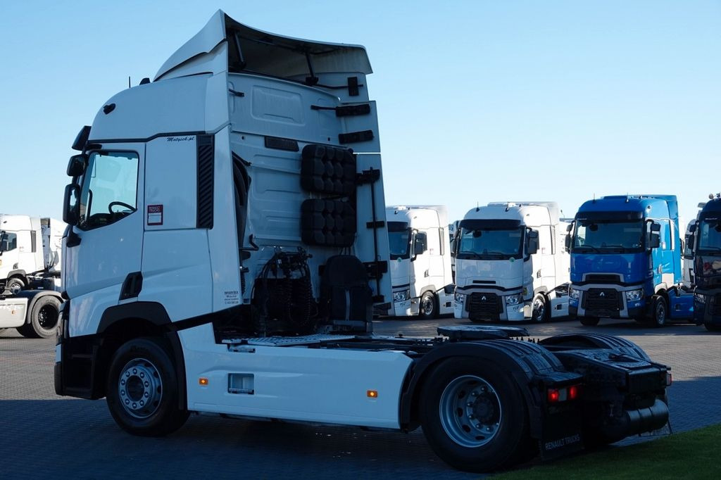 Renault T 480 / 13L / 2017 ROK Renault T 480 / 13L / 2017 ROK - Tractor unit: picture 4 Renault T 480 / 13L / 2017 ROK Renault T 480 / 13L / 2017 ROK - Tractor unit: picture 4