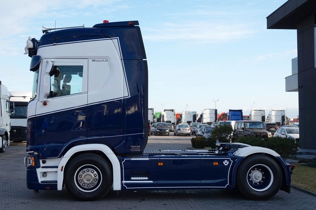 Scania S 580 / V8 / RETARDER / FULL AIRMATIC / I-PARK C - Tractor unit: picture 3 Scania S 580 / V8 / RETARDER / FULL AIRMATIC / I-PARK C - Tractor unit: picture 3
