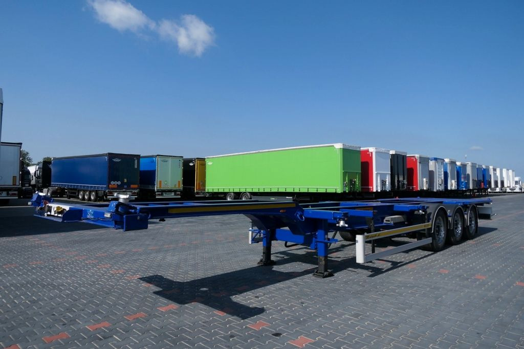 Wielton CHASISS / FOR CONTAINERS / LIFTED AXLE / SAF / - Container transporter/ Swap body semi-trailer: picture 3 Wielton CHASISS / FOR CONTAINERS / LIFTED AXLE / SAF / - Container transporter/ Swap body semi-trailer: picture 3