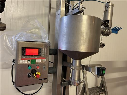 MOM ST22 Liquid filler - Food processing equipment: picture 3 MOM ST22 Liquid filler - Food processing equipment: picture 3