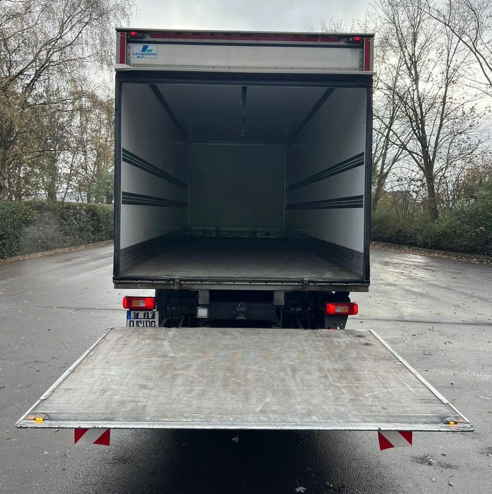 Refrigerator truck Volvo FM 340 / IZOTERMA / WINDA / SPROWADZONY / 18 PALET / 10.2017 / E6 / STAN BARDZO DOBRY: picture 7