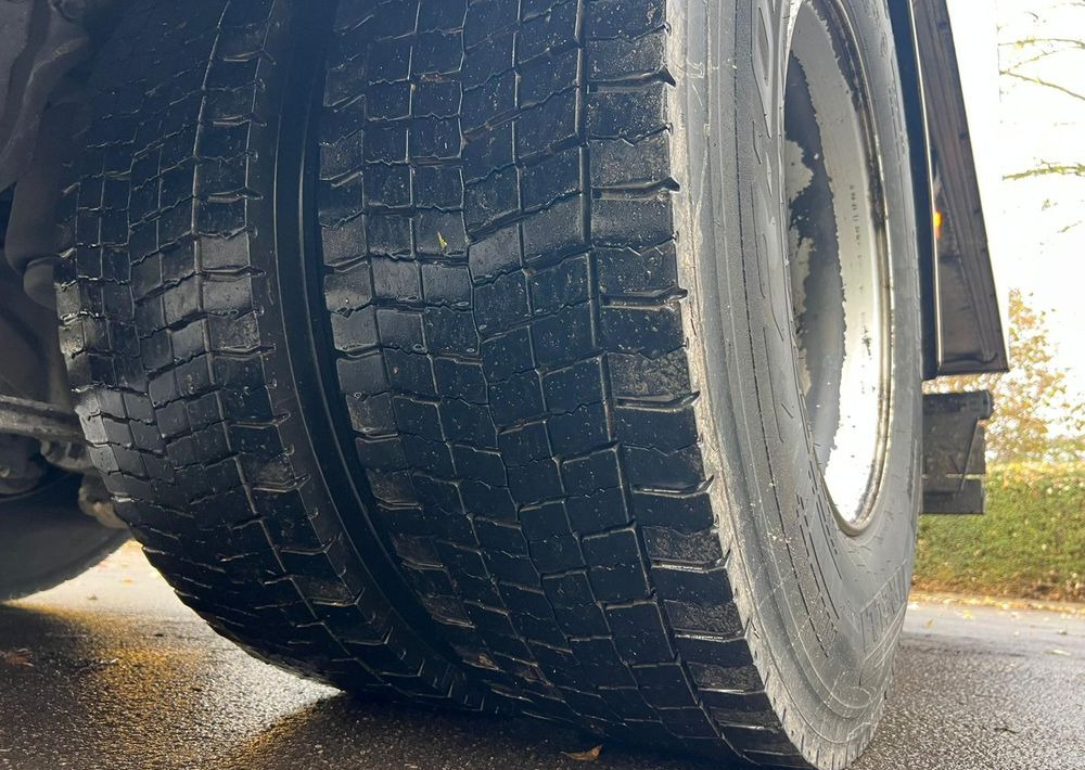 Refrigerator truck Volvo FM 340 / IZOTERMA / WINDA / SPROWADZONY / 18 PALET / 10.2017 / E6 / STAN BARDZO DOBRY: picture 13