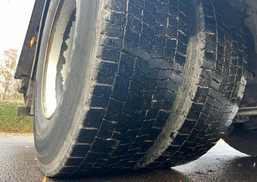 Refrigerator truck Volvo FM 340 / IZOTERMA / WINDA / SPROWADZONY / 18 PALET / 10.2017 / E6 / STAN BARDZO DOBRY: picture 10