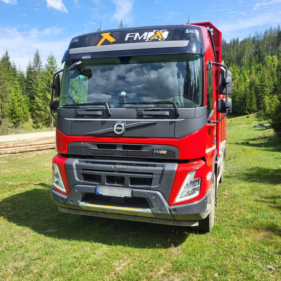 VOLVO FMX 500 - Log truck, Crane truck: picture 2 VOLVO FMX 500 - Log truck, Crane truck: picture 2