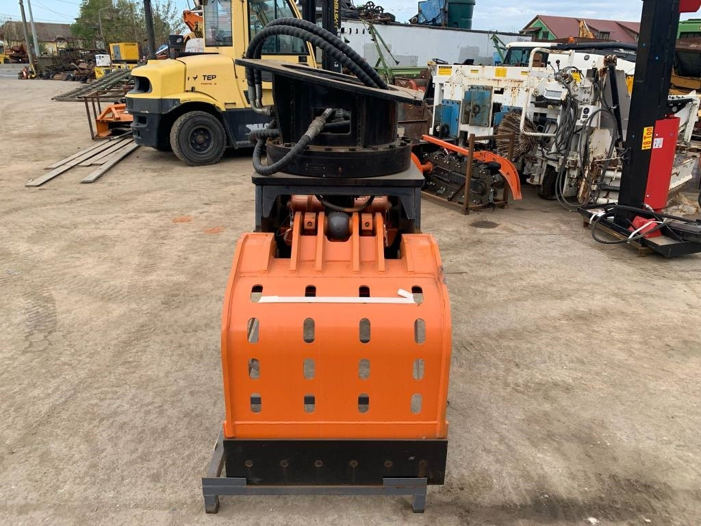 BW 100-ERG10-NL - Grapple for Construction machinery: picture 2 BW 100-ERG10-NL - Grapple for Construction machinery: picture 2