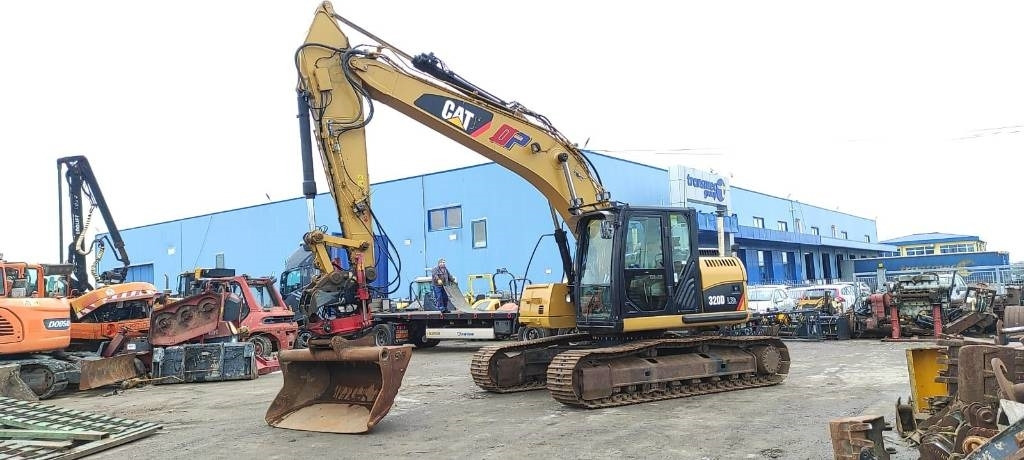 CAT 320 D - Crawler excavator: picture 1 CAT 320 D - Crawler excavator: picture 1