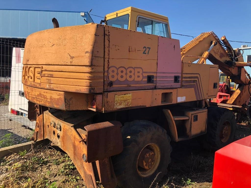 Case Poclain 888BP FOR PARTS - Wheel excavator: picture 2 Case Poclain 888BP FOR PARTS - Wheel excavator: picture 2