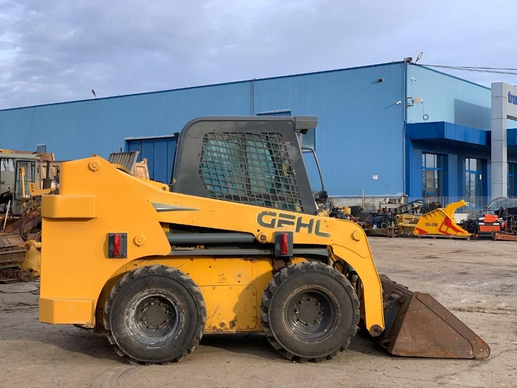 Gehl R 260 - Skid steer loader: picture 5 Gehl R 260 - Skid steer loader: picture 5