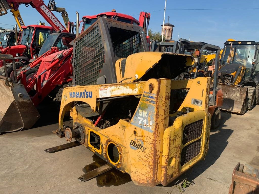 Komatsu SK 714 FOR PARTS  - Skid steer loader: picture 3 Komatsu SK 714 FOR PARTS  - Skid steer loader: picture 3