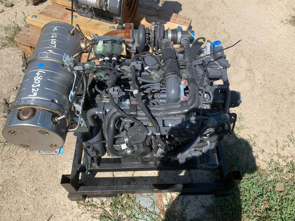 Kubota V 2403 NEW ENGINE - Engine for Construction machinery: picture 1 Kubota V 2403 NEW ENGINE - Engine for Construction machinery: picture 1