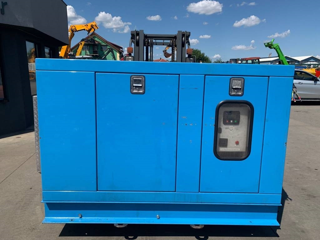 Leroy Somer LSA42.3L9  - Generator set: picture 1 Leroy Somer LSA42.3L9  - Generator set: picture 1