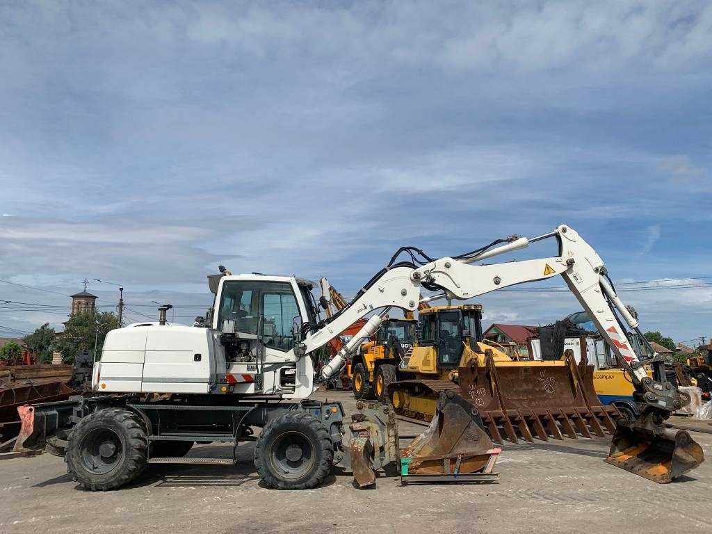 Liebherr A 311 Litronic - Wheel excavator: picture 3 Liebherr A 311 Litronic - Wheel excavator: picture 3