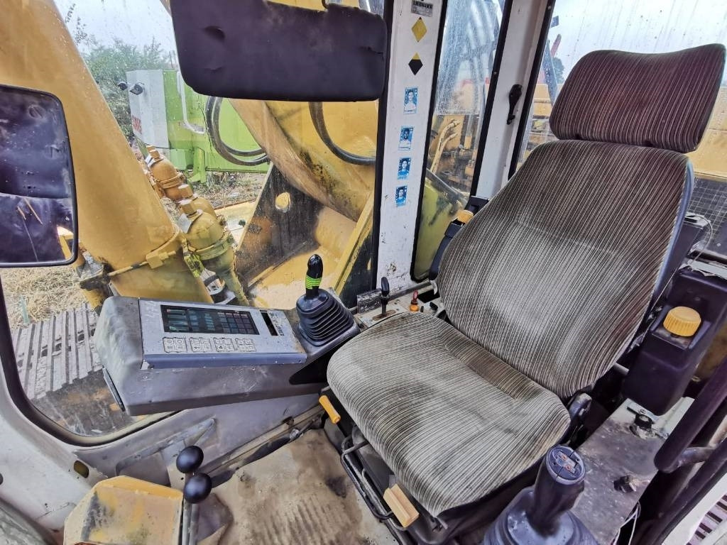 Leasing of Liebherr R 942 Litronic  Liebherr R 942 Litronic: picture 6