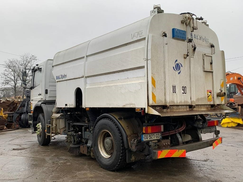 Road sweeper Mercedes-Benz Axor 1829: picture 6