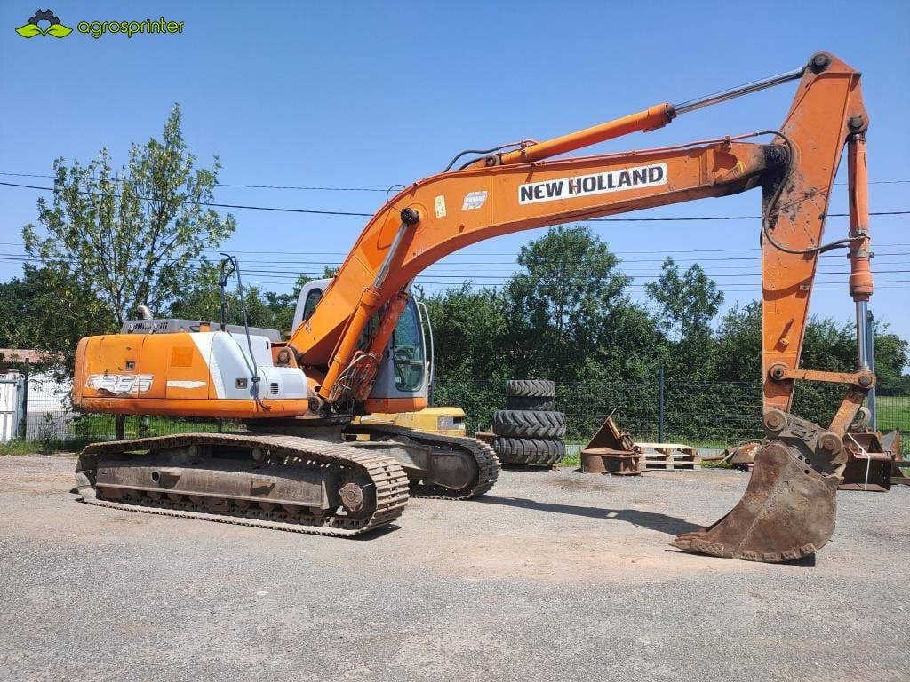 New Holland E 265 - Crawler excavator: picture 1 New Holland E 265 - Crawler excavator: picture 1
