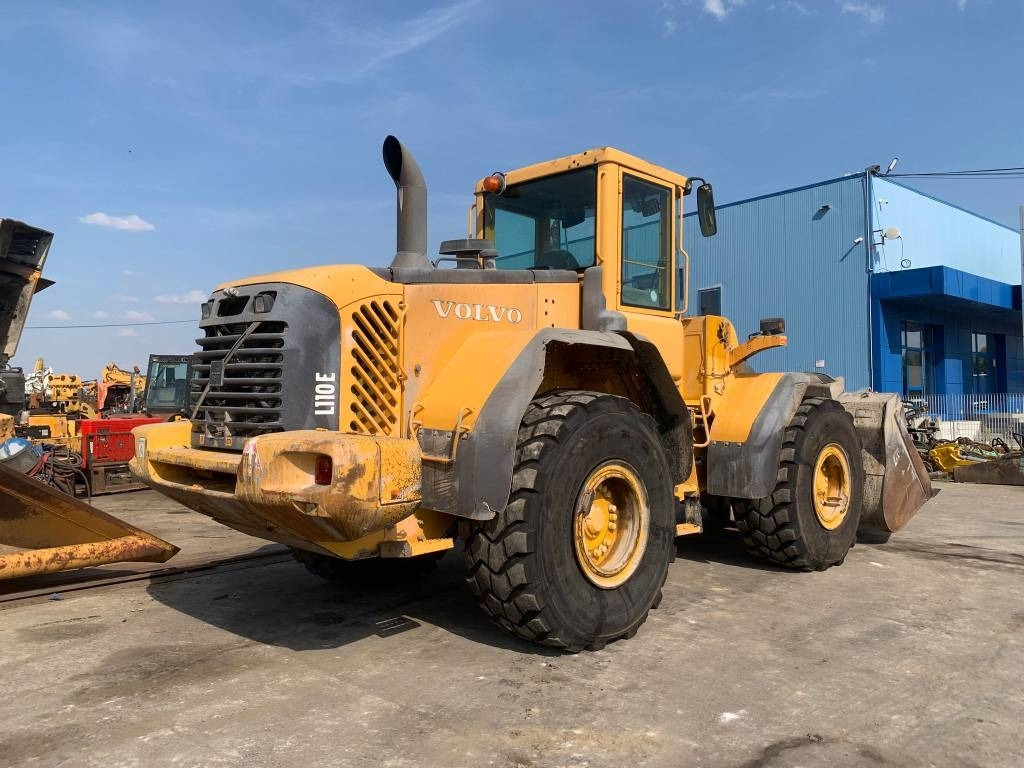 Volvo L 110 E  - Wheel loader: picture 4 Volvo L 110 E  - Wheel loader: picture 4