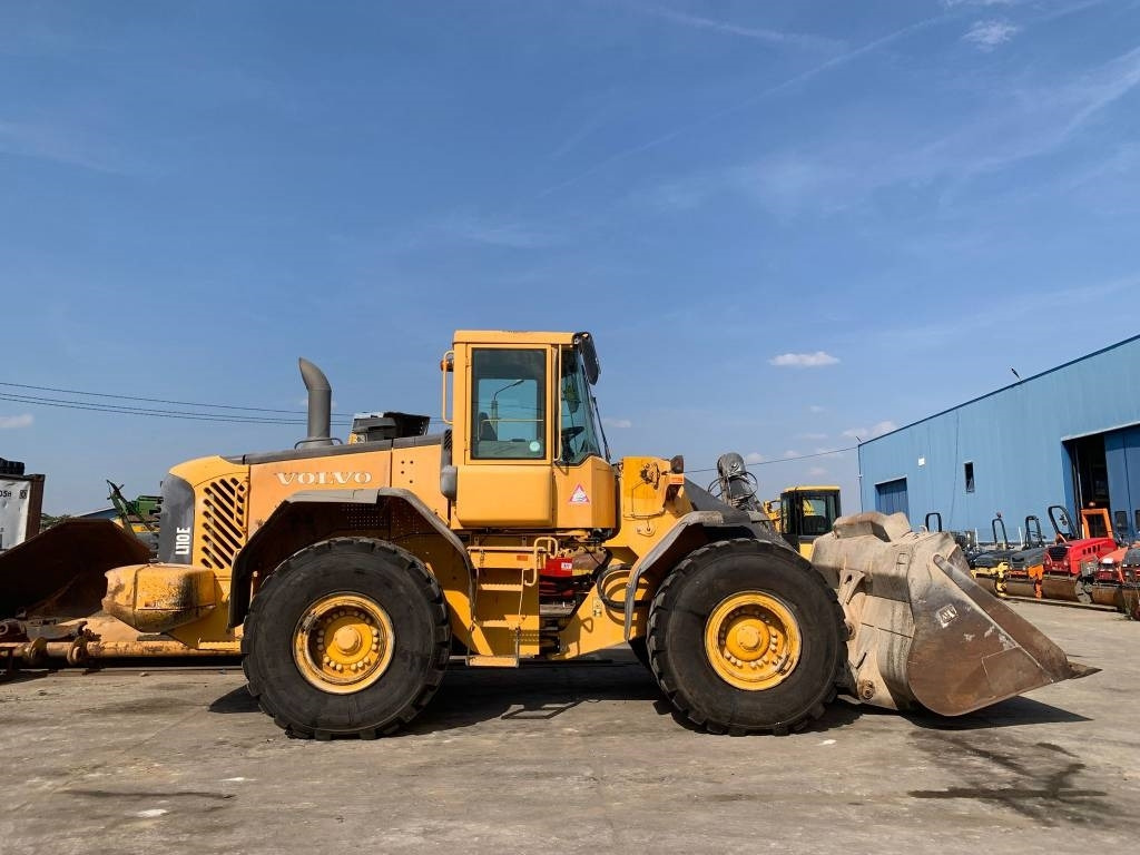 Volvo L 110 E  - Wheel loader: picture 3 Volvo L 110 E  - Wheel loader: picture 3