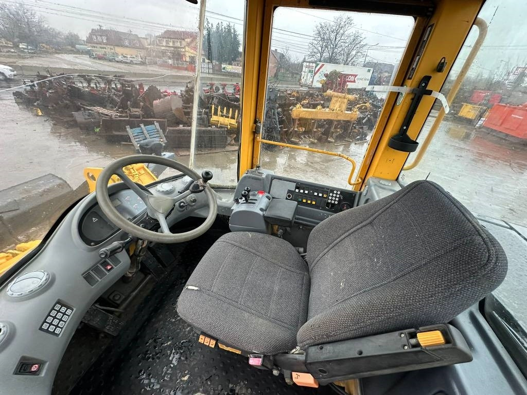 Wheel loader Volvo L 60 E: picture 9 Wheel loader Volvo L 60 E: picture 9