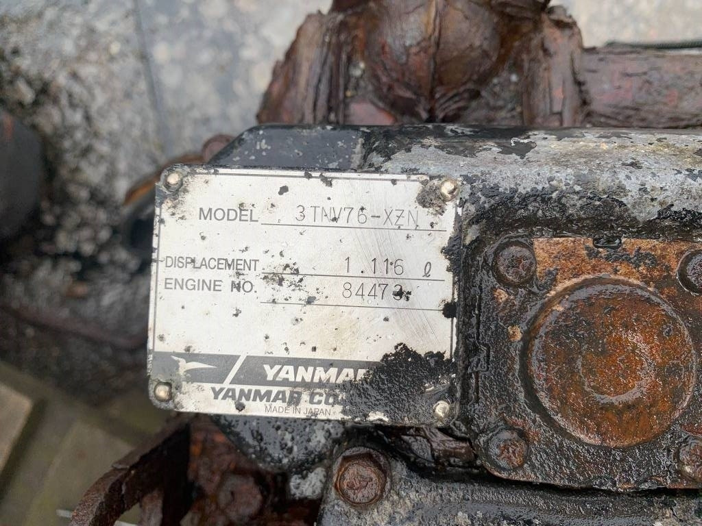 Yanmar 3TNV76 ENGINE - Engine for Construction machinery: picture 3 Yanmar 3TNV76 ENGINE - Engine for Construction machinery: picture 3