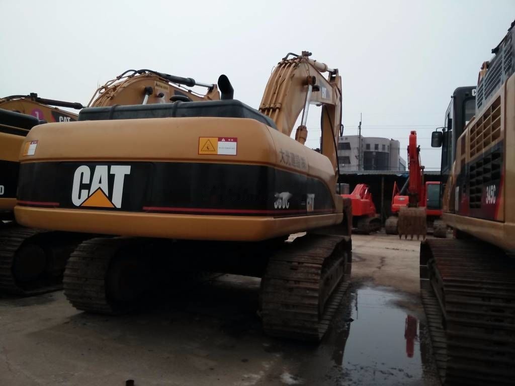 Caterpillar 330C - Crawler excavator: picture 3 Caterpillar 330C - Crawler excavator: picture 3