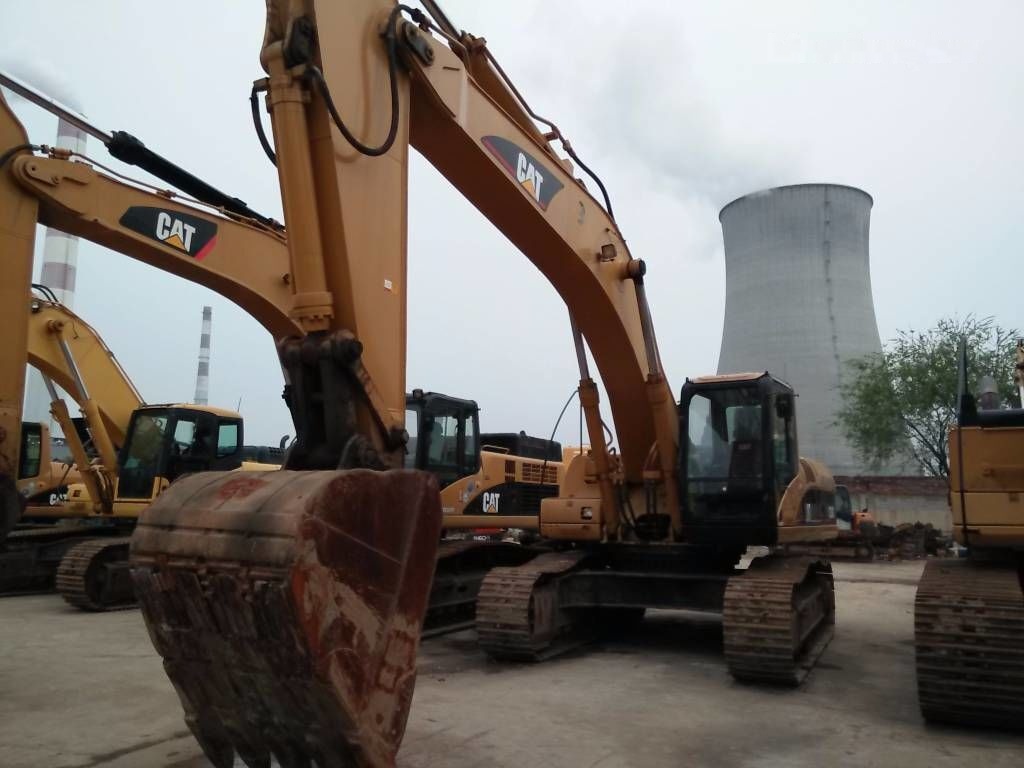 Caterpillar 330C - Crawler excavator: picture 4 Caterpillar 330C - Crawler excavator: picture 4