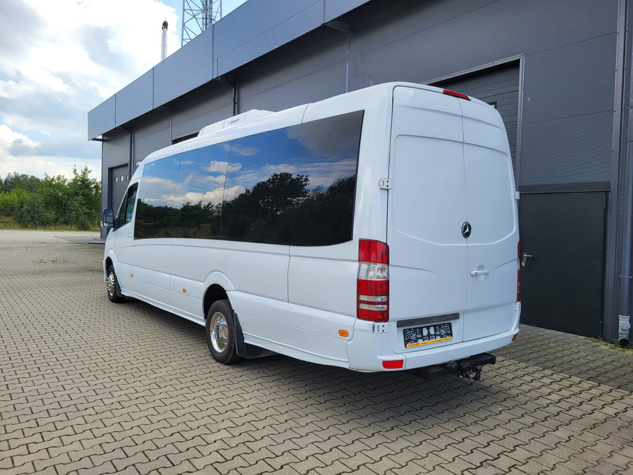 Mercedes-Benz Sprinter 519 CDI 24 places + 4 standing - Suburban bus: picture 3 Mercedes-Benz Sprinter 519 CDI 24 places + 4 standing - Suburban bus: picture 3