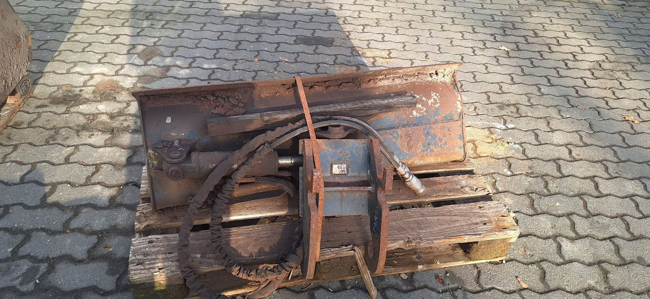 CAT Löffel - Excavator bucket for Construction machinery: picture 2 CAT Löffel - Excavator bucket for Construction machinery: picture 2