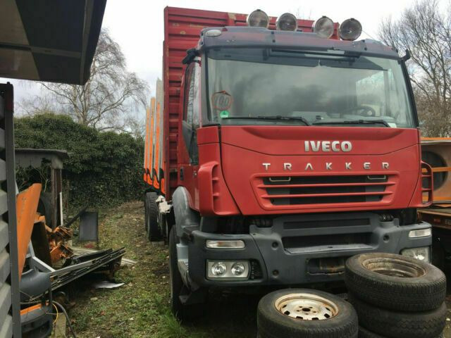 Iveco AD260T450PS 6x4 Blatt Blatt (E:5) - Log truck, Crane truck: picture 4 Iveco AD260T450PS 6x4 Blatt Blatt (E:5) - Log truck, Crane truck: picture 4