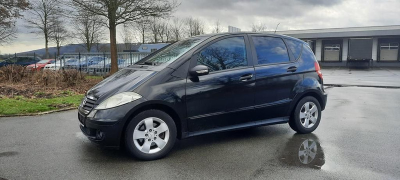 Mercedes-Benz A-Klasse 180 CDI AVANTGARDE - Hatchback: picture 1 Mercedes-Benz A-Klasse 180 CDI AVANTGARDE - Hatchback: picture 1
