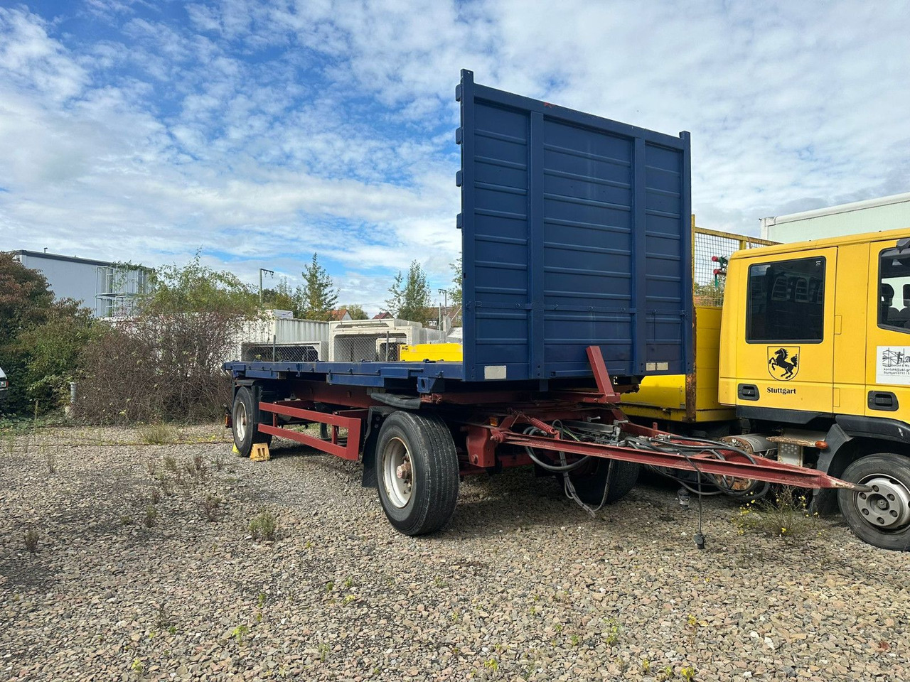 Schmitz Cargobull WF18 mit Plattform - Dropside/ Flatbed trailer: picture 1 Schmitz Cargobull WF18 mit Plattform - Dropside/ Flatbed trailer: picture 1