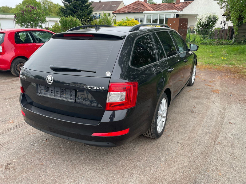 Škoda Octavia 2.0 TDI Green tec Solution Combi - Car: picture 3 Škoda Octavia 2.0 TDI Green tec Solution Combi - Car: picture 3