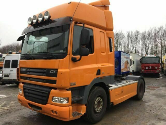 DAF CF85-410 G.Haus 2xBett ZF/Schalter 2-Kreishydr - Tractor unit: picture 4 DAF CF85-410 G.Haus 2xBett ZF/Schalter 2-Kreishydr - Tractor unit: picture 4