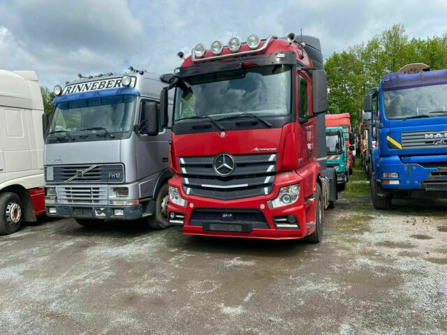 Mercedes-Benz 1842 Actros MP4 G.Haus/Hochdach Vollbaust - Tractor unit: picture 1 Mercedes-Benz 1842 Actros MP4 G.Haus/Hochdach Vollbaust - Tractor unit: picture 1