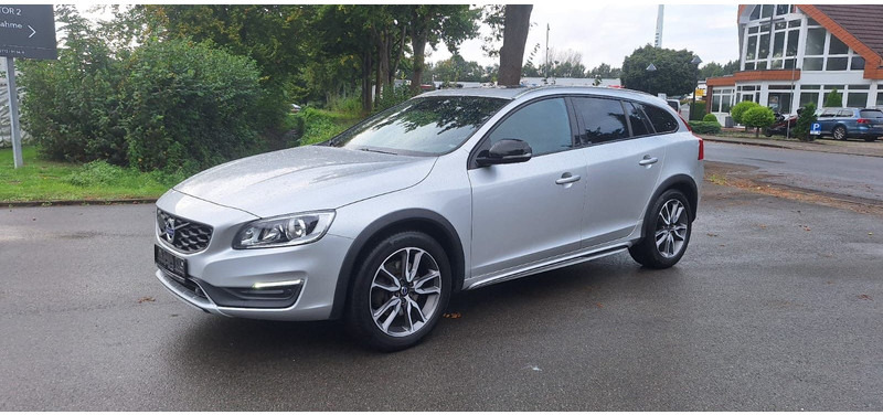 Volvo V60 Cross Country Summum AWD - Car: picture 4 Volvo V60 Cross Country Summum AWD - Car: picture 4