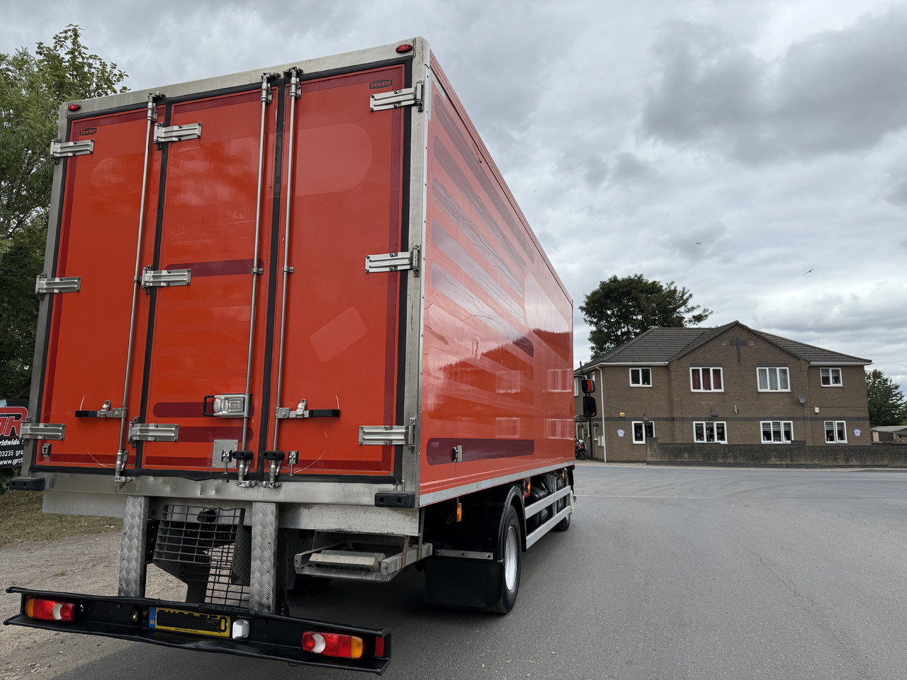 Refrigerator truck 2015 Renault D Refrigerated Truck: picture 18