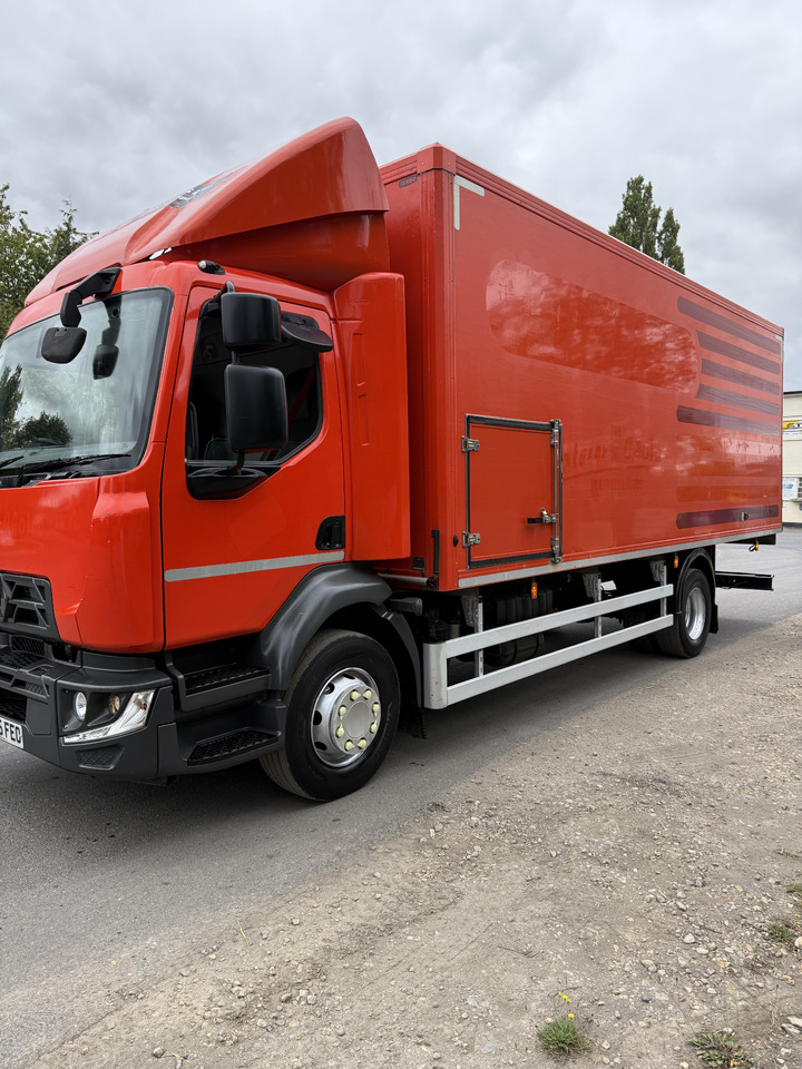 Refrigerator truck 2015 Renault D Refrigerated Truck: picture 9