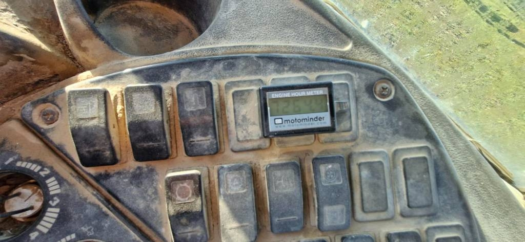 Wheel loader New Holland W 190 B: picture 7 Wheel loader New Holland W 190 B: picture 7