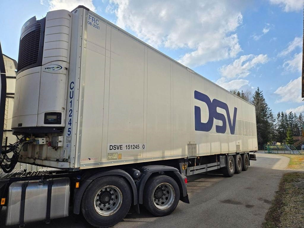 Schmitz Cargobull Sko 24/l-13.4fp45cooldb  - Refrigerator semi-trailer: picture 1 Schmitz Cargobull Sko 24/l-13.4fp45cooldb  - Refrigerator semi-trailer: picture 1