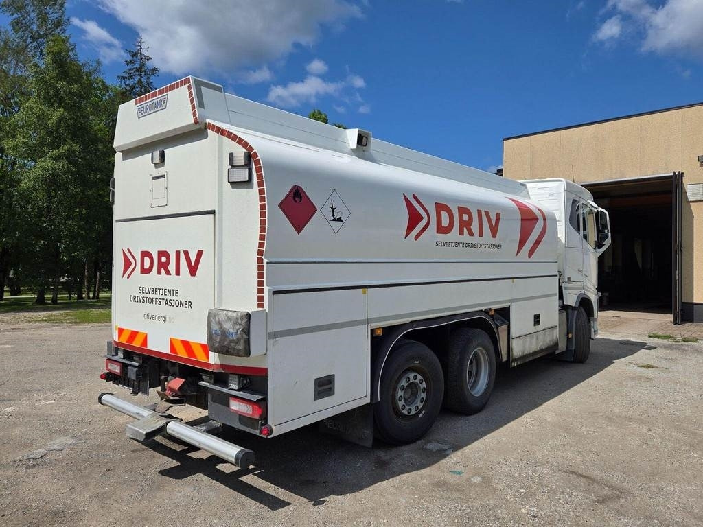Volvo FH540 6x2 ADR - Tank truck: picture 4 Volvo FH540 6x2 ADR - Tank truck: picture 4