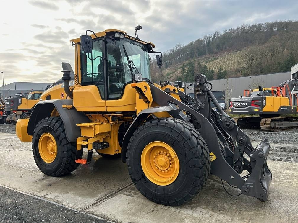 Volvo L 90 H - Wheel loader: picture 3 Volvo L 90 H - Wheel loader: picture 3