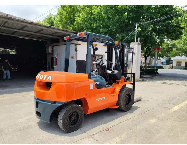 2020 Toyota FD50 - Forklift: picture 5 2020 Toyota FD50 - Forklift: picture 5