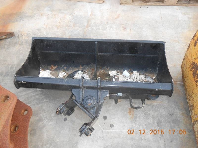 ΚΑΔΟΣ ΑΠΟ CAT 305 - Bucket for Construction machinery: picture 2 ΚΑΔΟΣ ΑΠΟ CAT 305 - Bucket for Construction machinery: picture 2