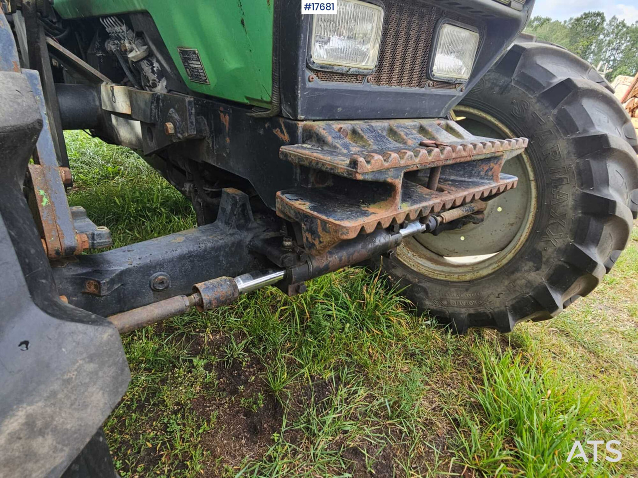 Farm tractor 1993 Deutz-Fahr: picture 12