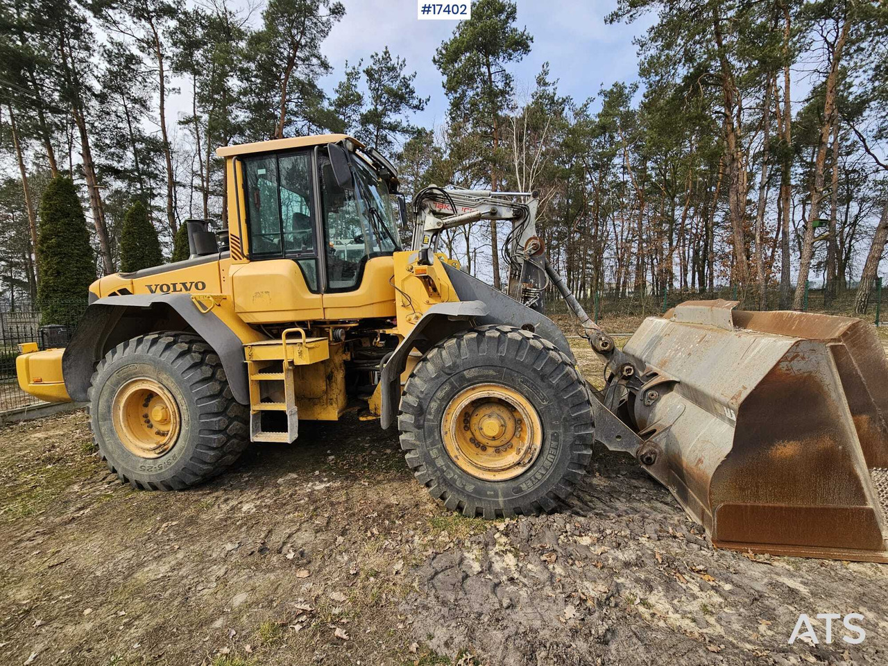 2011 Volvo L120F - Wheel loader: picture 1 2011 Volvo L120F - Wheel loader: picture 1