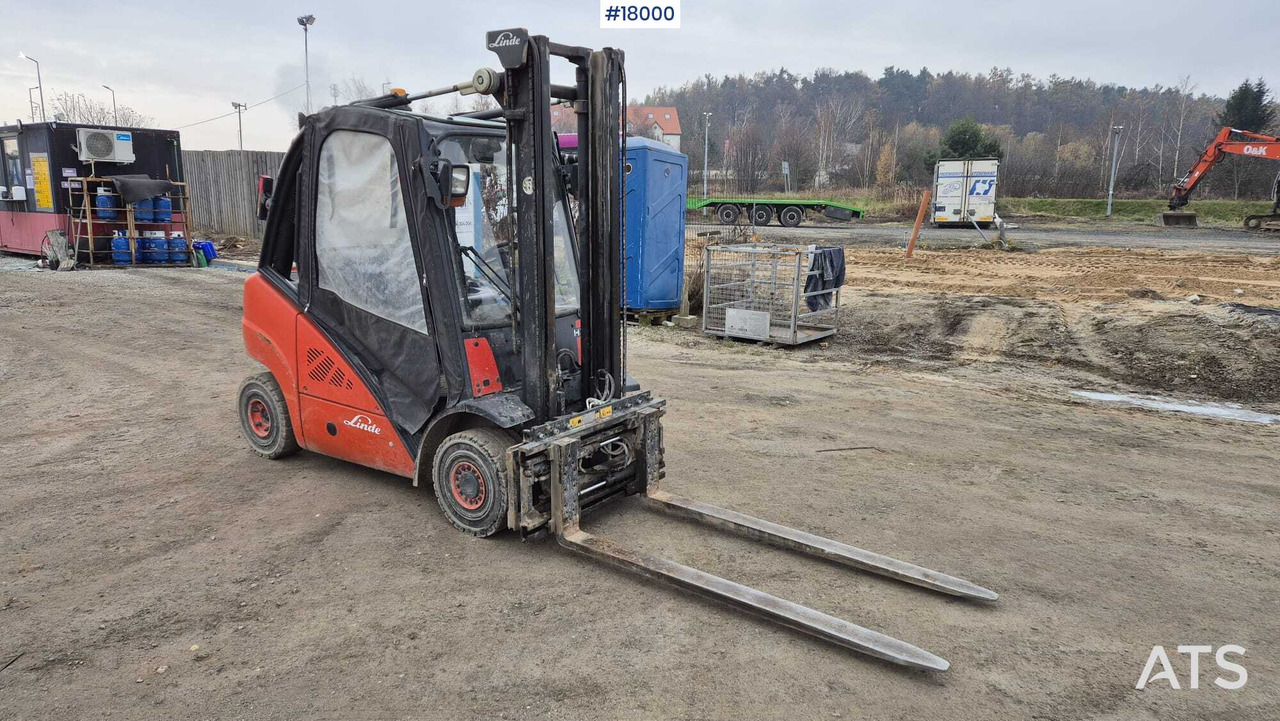 LINDE H25T forklift (2009) - Diesel forklift: picture 3 LINDE H25T forklift (2009) - Diesel forklift: picture 3