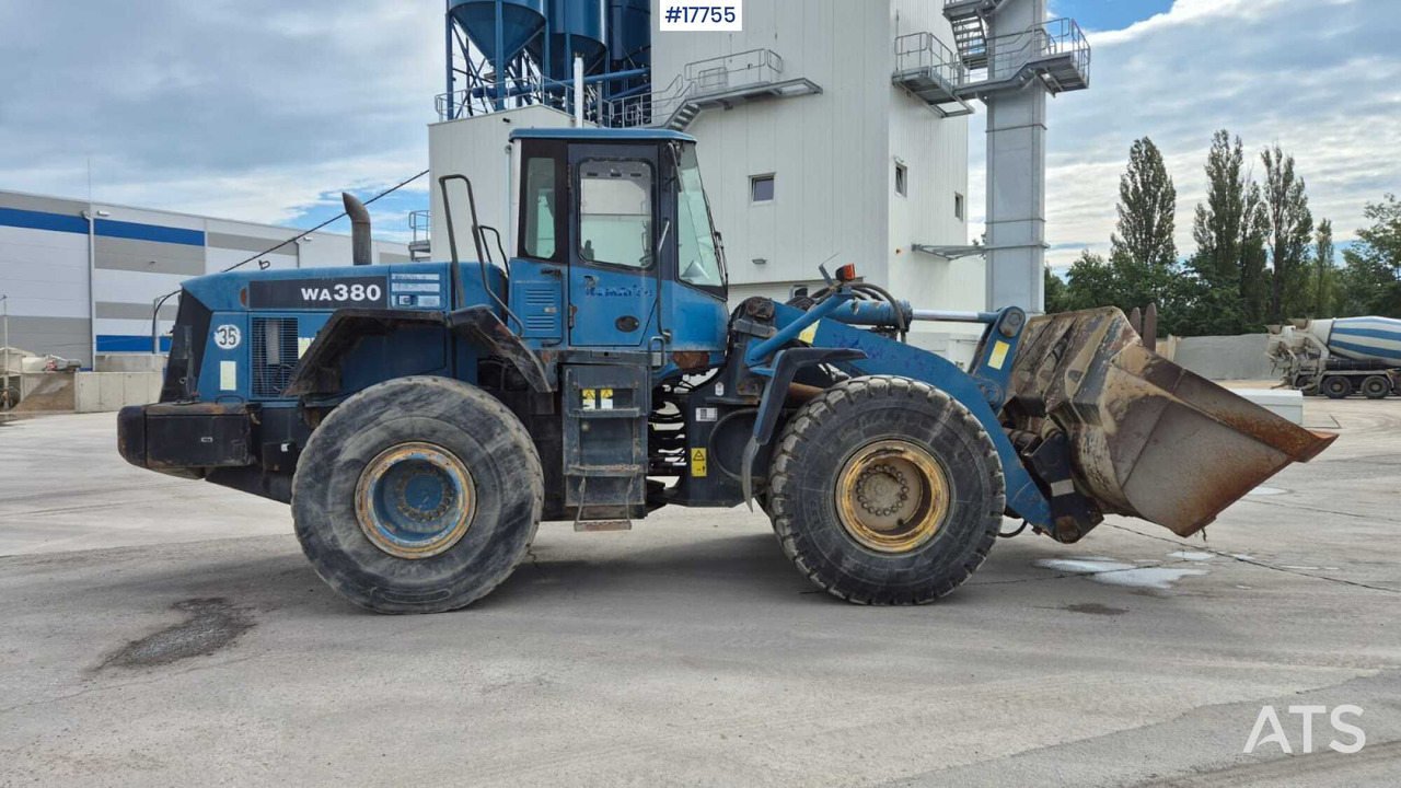 Wheel loader KOMATSU WA380 5H (2002) - Wheel loader: picture 5 Wheel loader KOMATSU WA380 5H (2002) - Wheel loader: picture 5