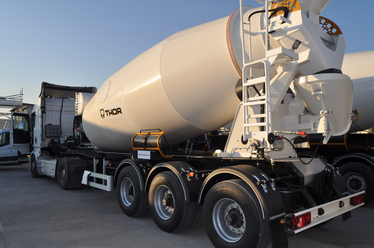 THOR THR-3-MX-15-D - Concrete mixer semi-trailer: picture 1 THOR THR-3-MX-15-D - Concrete mixer semi-trailer: picture 1