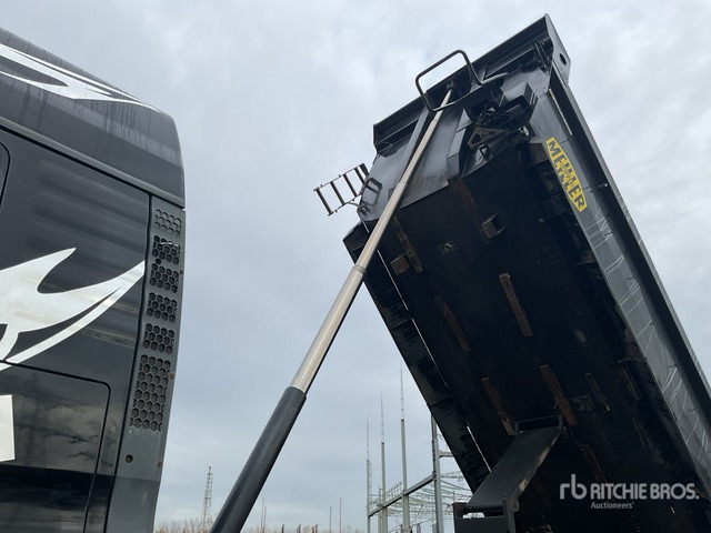 Tipper 2006 MAN TGA41.430 8x8 Sleeper Tri/A Dump Truck: picture 6 Tipper 2006 MAN TGA41.430 8x8 Sleeper Tri/A Dump Truck: picture 6